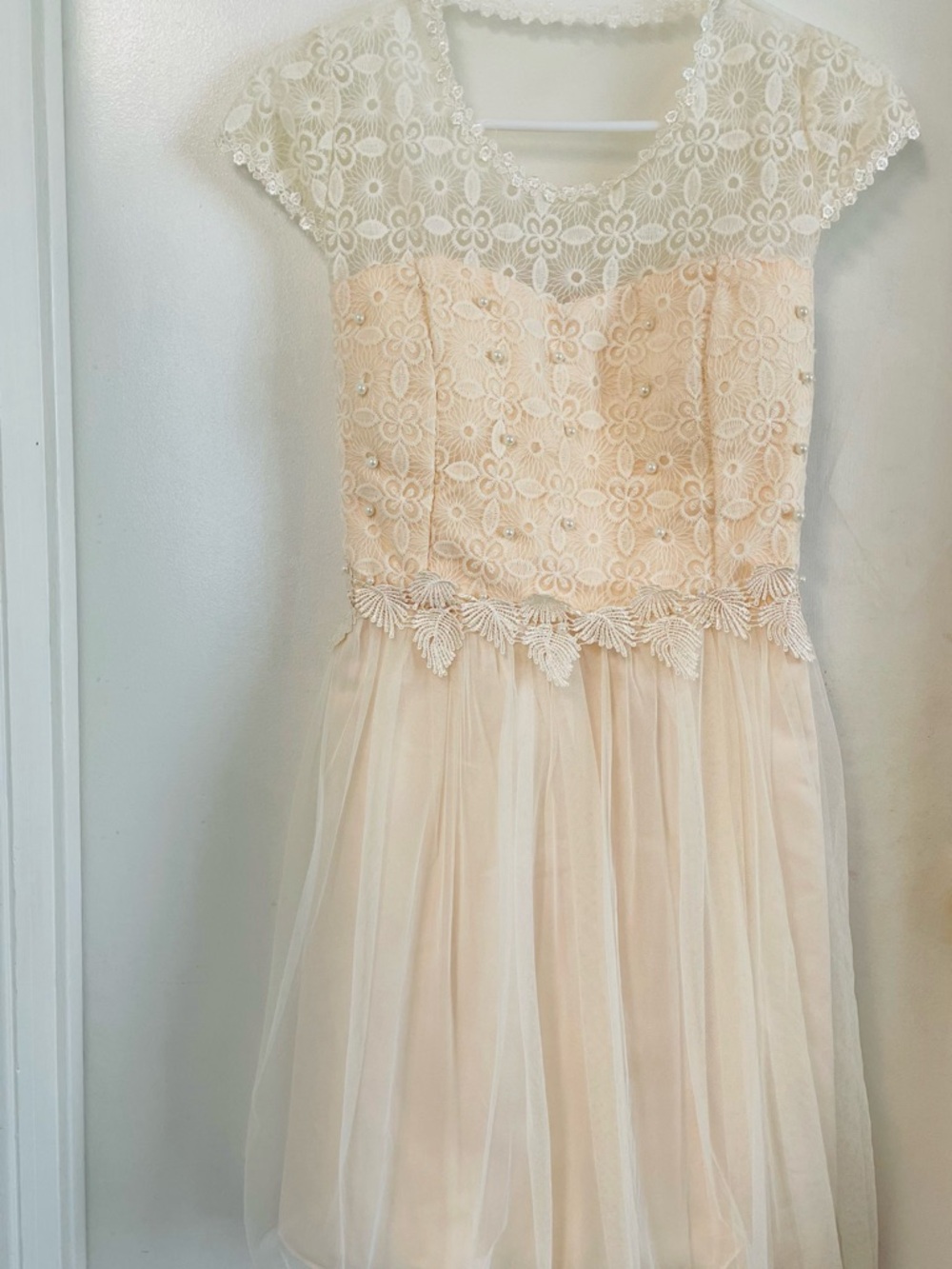 Girls Lace Bodice Tulle Dress in Light Peach